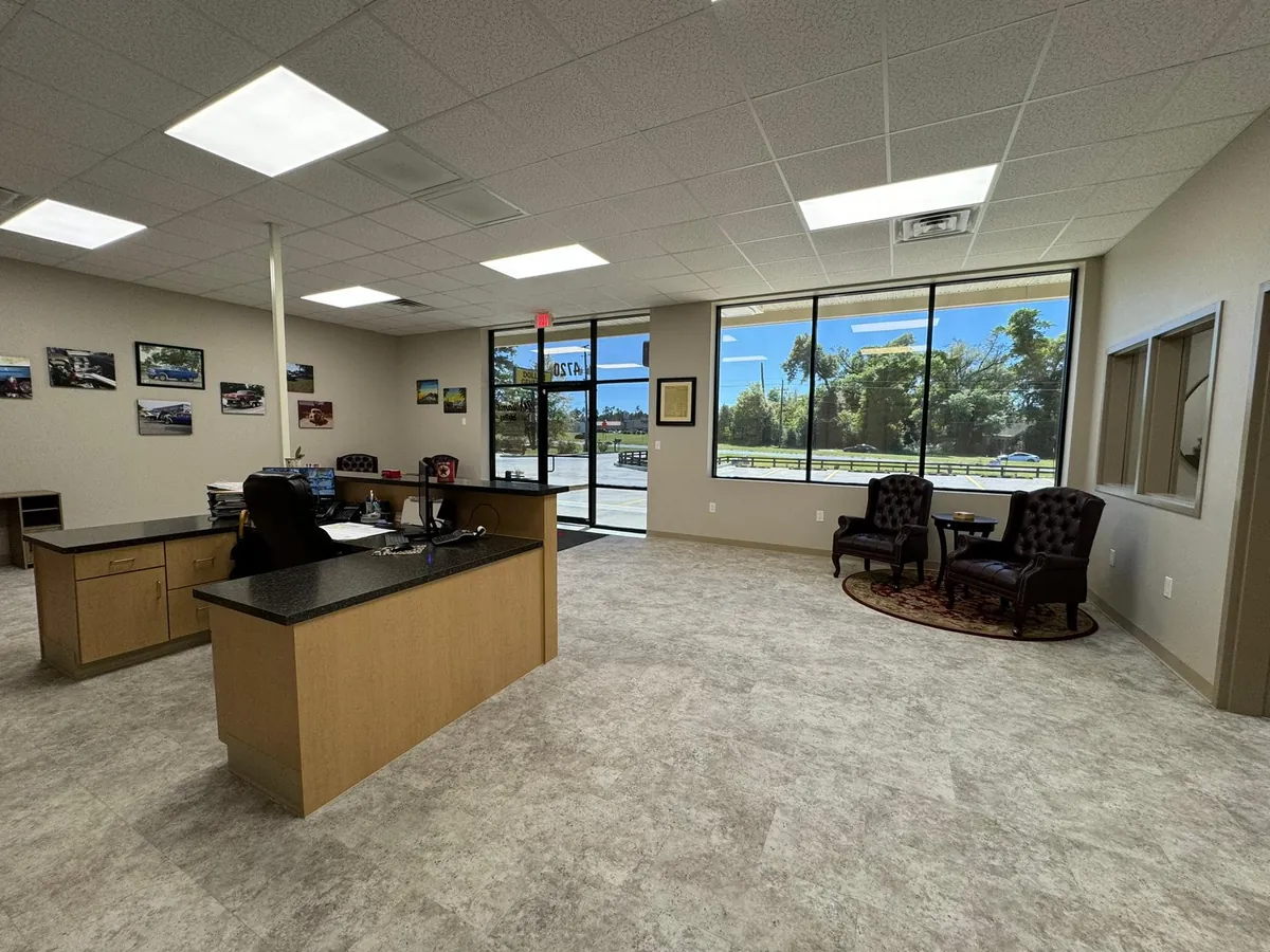 Williams Paint & Body Shop reception area